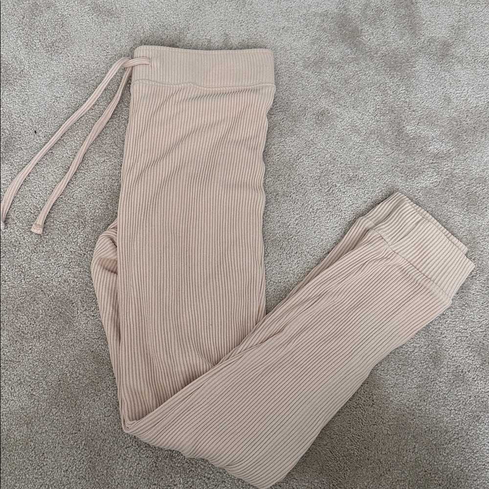 Ribbed Lounge Set - Picture 2 of 2